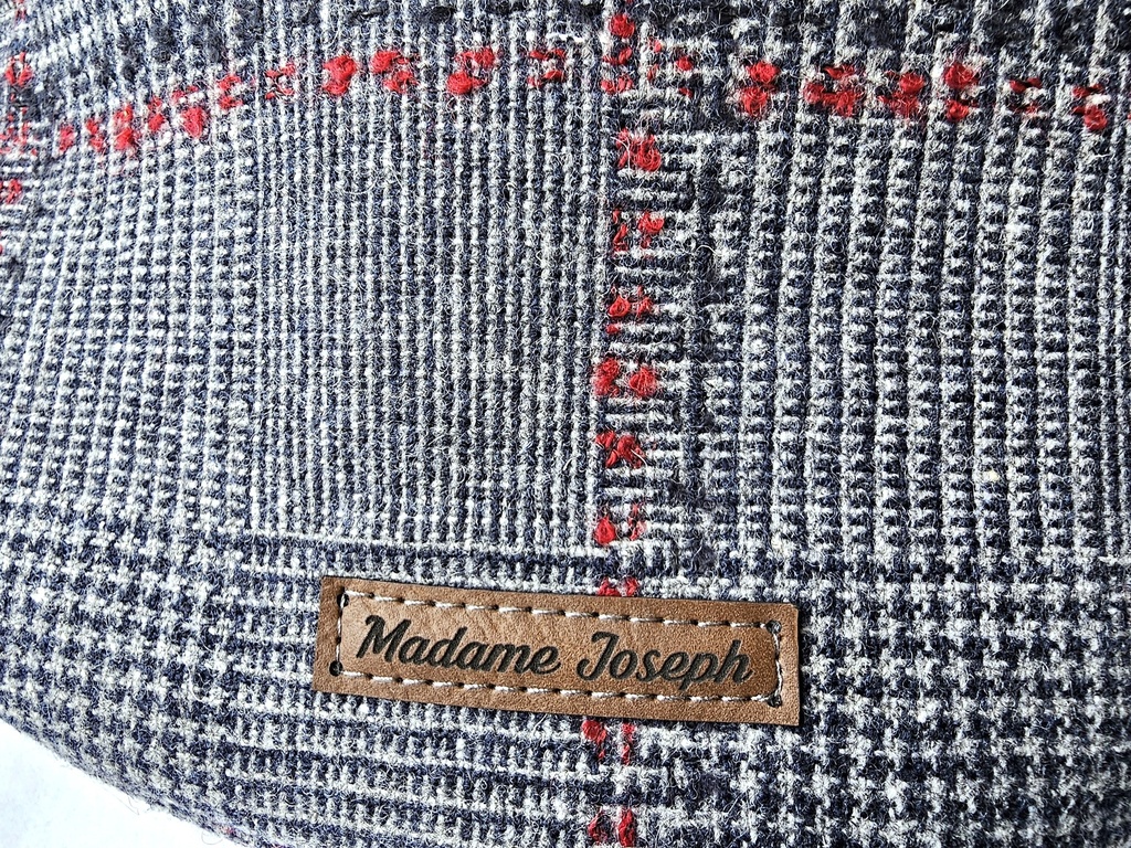 Sac banane en tweed logo
